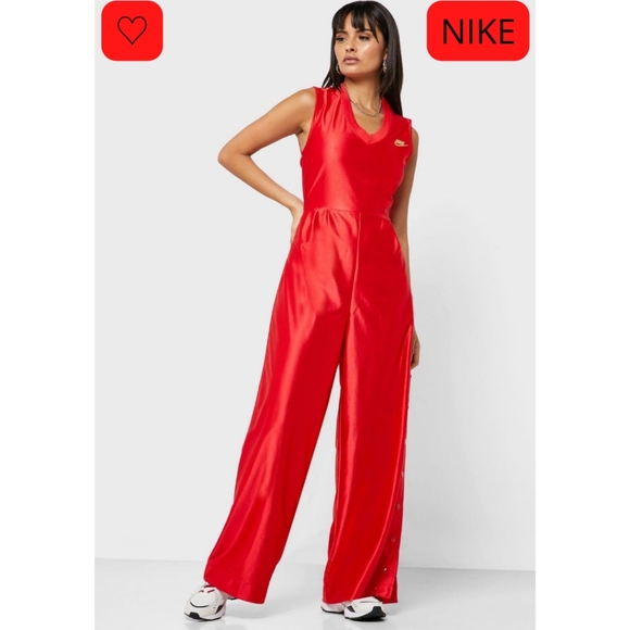 Nike Women's Fitness Red Jumpsuit - Picture 4 of 16